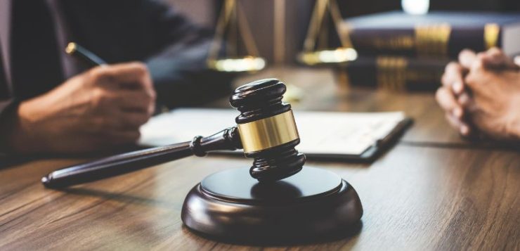 Defis et pièges à éviter pour un jeune avocat libéral